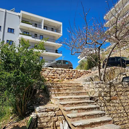 Blue Lagoon Sea View *