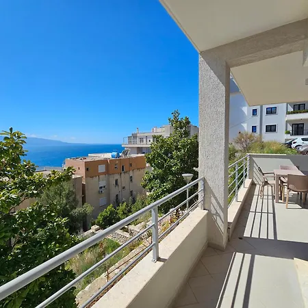 Blue Lagoon Sea View * Sarandë