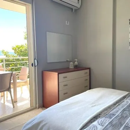 Blue Lagoon Sea View Apartamento *