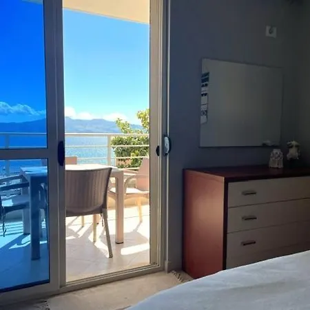 Blue Lagoon Sea View * Sarandë