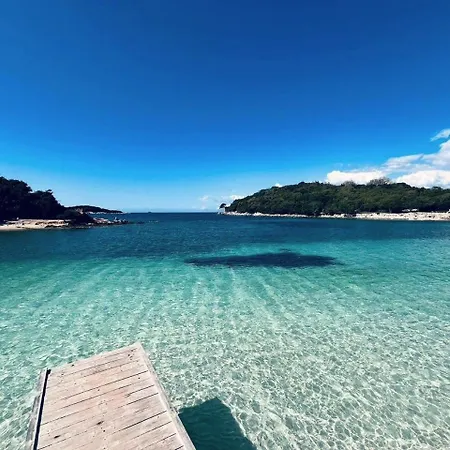 Blue Lagoon Sea View * Sarandë